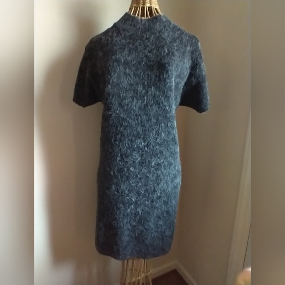 Elegant Gray Women's Sweater Dress - Picture 7 of 10